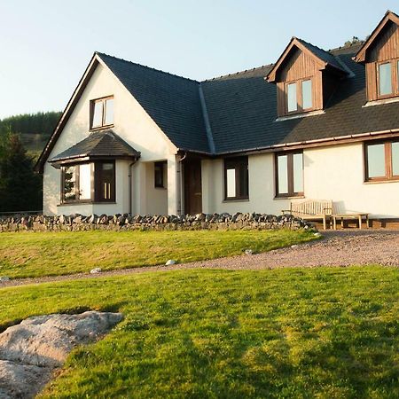 Otterburn Bed & Breakfast Стронтиан Екстериор снимка