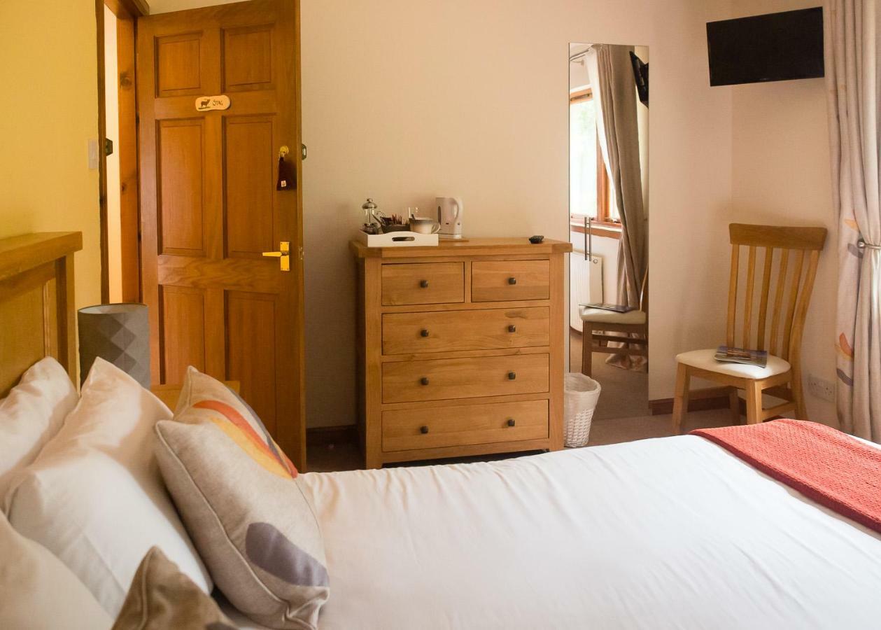 Otterburn Bed & Breakfast Стронтиан Екстериор снимка