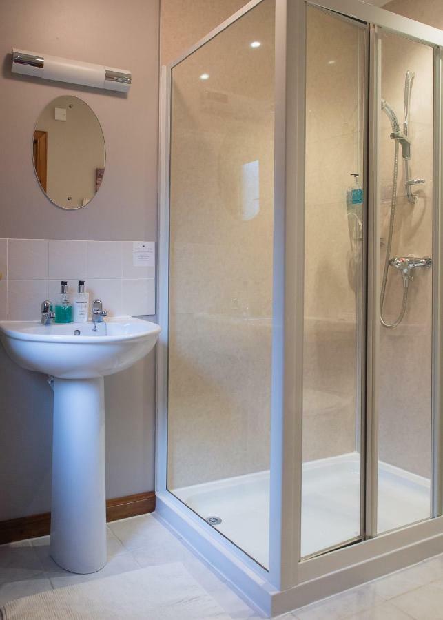 Otterburn Bed & Breakfast Стронтиан Екстериор снимка